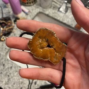 Geode wrap around choker